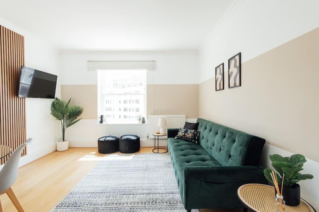 Charming 2 Bedroom Flat In The Heart Of Kings Cross, לונדון מראה חיצוני תמונה