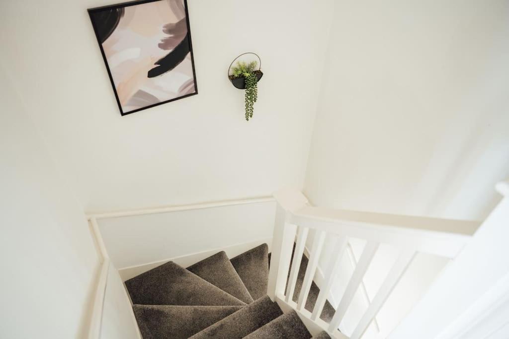 Charming 2 Bedroom Flat In The Heart Of Kings Cross, לונדון מראה חיצוני תמונה