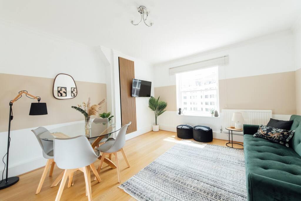 Charming 2 Bedroom Flat In The Heart Of Kings Cross, לונדון מראה חיצוני תמונה