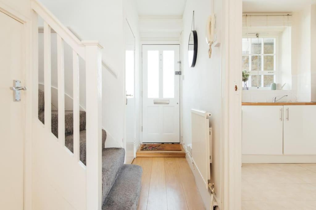Charming 2 Bedroom Flat In The Heart Of Kings Cross, לונדון מראה חיצוני תמונה