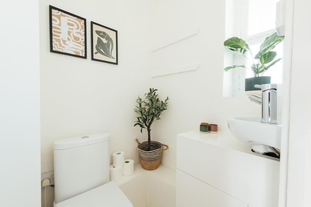 Charming 2 Bedroom Flat In The Heart Of Kings Cross, לונדון מראה חיצוני תמונה
