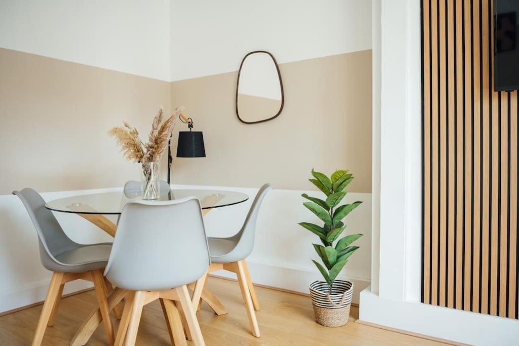 Charming 2 Bedroom Flat In The Heart Of Kings Cross, לונדון מראה חיצוני תמונה
