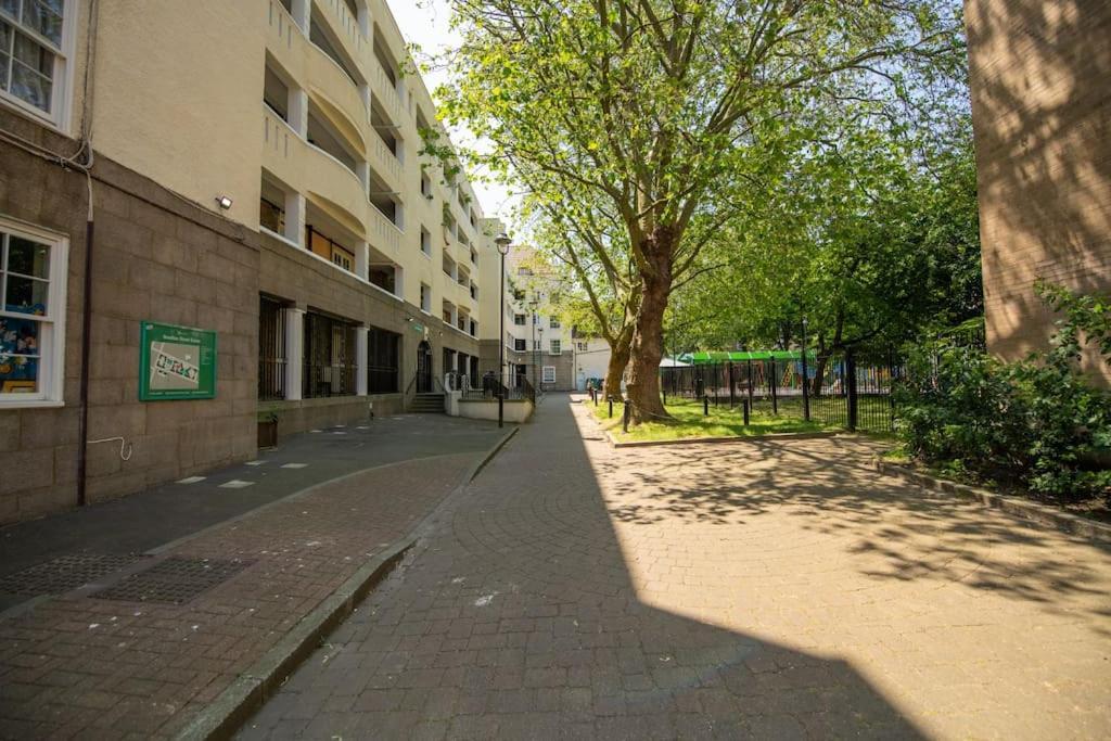 Charming 2 Bedroom Flat In The Heart Of Kings Cross, לונדון מראה חיצוני תמונה